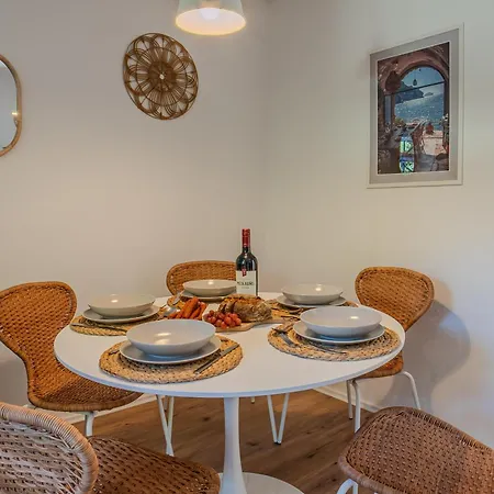 Stylische - Messe Nah - Wifi & Parken