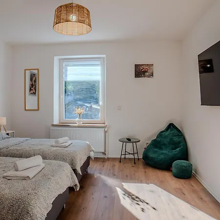 Stylische - Messe Nah - Wifi & Parken *