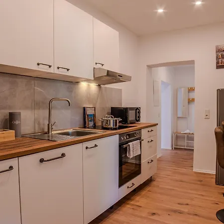 Stylische - Messe Nah - Wifi & Parken